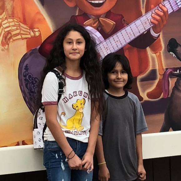 Meet your Posher, Chila - Picture 1 of 1